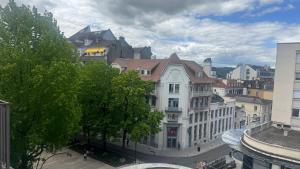 a group of buildings on a city street at Pau Elégance - 4 Personnes - Pau Hyper Centre - Clemenceau in Pau