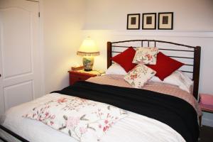 Gallery image of 2 Moon Cottage in Niagara-on-the-Lake