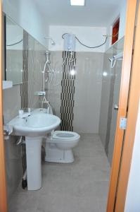 Gallery image of Hotel Camorich in Tissamaharama