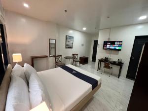 Gallery image of Leopold Hotel and Restobar in Rosario