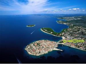 Fotografie z fotogalerie ubytování Apartments Rosi v Primoštenu