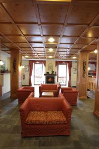 Posezení v ubytování Hotel Alpechiara