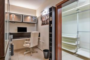 a home office with a desk and a chair at Casa Emma in Playa Honda +19 photos