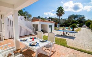 Το κτήριο όπου στεγάζεται  η βίλα