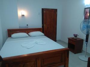 Gallery image of Hotel Camorich in Tissamaharama