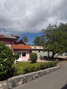 Gallery image of Hotel Finida in Obrov