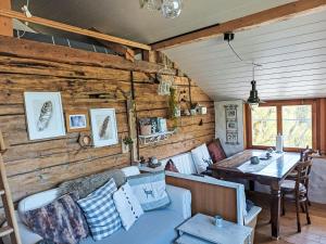 Gallery image of Apartment Studio Chic mit Whirlpool by Interhome in Wildhaus +10 photos