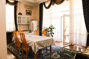 Gallery image of Premier Villas in Mardakan