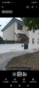 a screen shot of a house with a house at Eugenie86 chbre2 in Poitiers