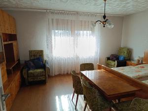 Gallery image of Ferienhaus mit alten Scharm in Ozimek +11 photos