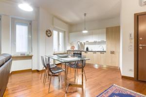Una cocina o cocineta en Cattaneo Arena Apartaments