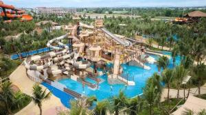 an image of a water park at a resort at Xanh Tốt Hotel - FLC Sầm Sơn in Sầm Sơn