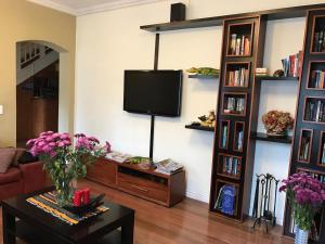 TV o dispositivi per l'intrattenimento presso Hotel Cayman