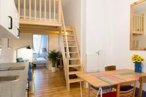 Kuchnia lub aneks kuchenny w obiekcie WSTApartments RetroFunky