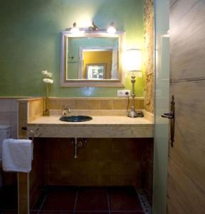 A bathroom at Rincón de San Cayetano
