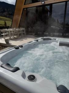 a jacuzziificialificialificialificialificialificialificialificialificialificialificial at Elis Village in Sadova