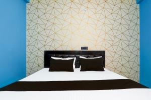 Gallery image of Hotel O J.k Hotel and resturant in Prayagraj +20 photos