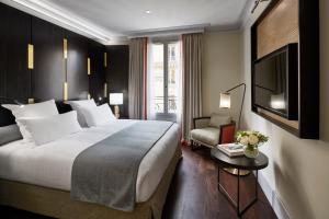 パリにあるホテル モンタレンバールのギャラリーの写真