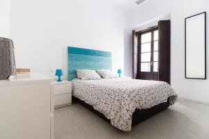 Cama o camas de una habitación en CN PARKING INCLUIDO Apartamento 2D en zona monumental