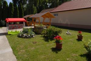 Zahrada ubytování La Siesta Bogács Apartman