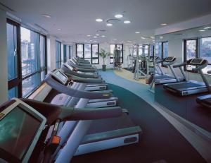 
The fitness center and/or fitness facilities at Somerset Palace Seoul

