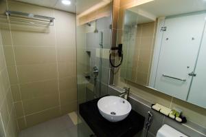Ένα μπάνιο στο Mornington Hotel Waterfront Lumut