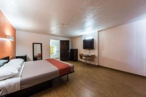 Gallery image of Motel 6-Uvalde, TX in Uvalde