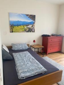 Postel nebo postele na pokoji v ubytování Ferienwohnung Bacher 2