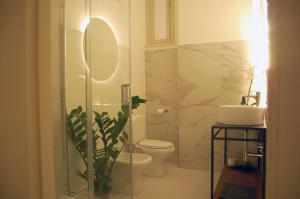 Koupelna v ubytování B&B 4 ELEMENTI CATANIA