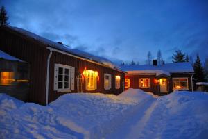 Nya Skogsgården Hostel durante l'inverno
