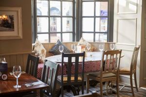Posezení v ubytování Greswolde Arms by Chef & Brewer Collection