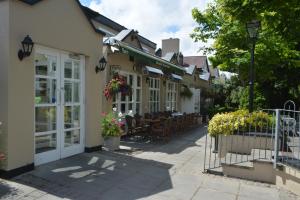 Foto da galeria de Woodfield House Hotel em Limerick