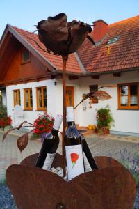 Ogród w obiekcie Gästehaus - Camping- Weinhof Radl