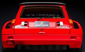 a red car with the back of it at Logement authentique et facile d'accès in Sermoise
