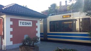 Foto dalla galleria di Casa Gialla B&B a Tegna