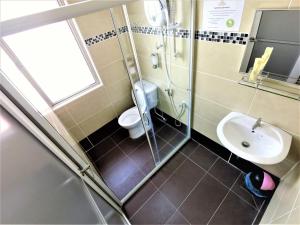 Koupelna v ubytování Royale Hotel Batu Gajah
