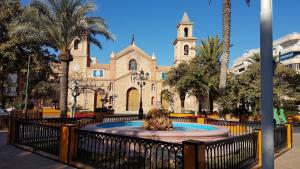 Bazén v ubytování Apartamento Torrevieja nebo v jeho okolí