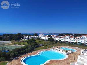 an image of a swimming pool at a resort at Prainha Clube in Alvor