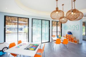 Ein Sitzbereich in der Unterkunft Mai Khaolak Beach Resort & Spa - TUIBLUE Mai Khaolak