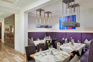 Reštaurácia alebo iné gastronomické zariadenie v ubytovaní Hotel Barbarahof 4 stars Superior - including Summer Card - Adults Only "soft" from 10 years