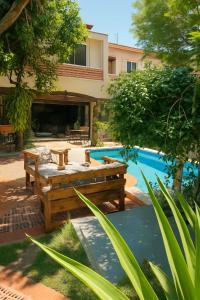 Hồ bơi trong/gần Taguato B&B