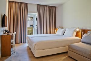 Gallery image of Hotel Spot Family Suites in Porto