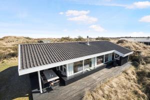Gallery image of Summer House With Sea View In The Dunes in Pandrup