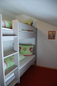 Postel nebo postele na pokoji v ubytování Haus Waldrast