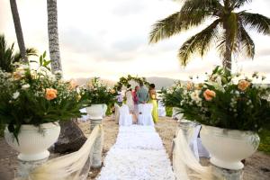 - une cérémonie de mariage sur la plage avec des fleurs dans l'établissement Las Galeras Village Ecolodge, à Las Galeras 162 autres photos