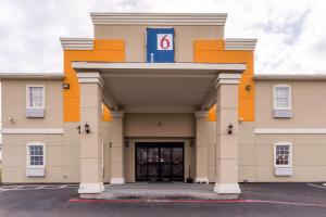 Fotografie z fotogalerie ubytování Motel 6-Jourdanton, TX v destinaci Jourdanton