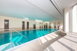 Piscina a Lord Nelson 101 o a prop