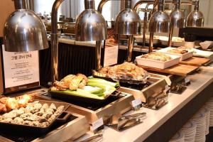 Gallery image of Ramada by Wyndham Yongin in Yongin +63 photos