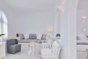 Zona de estar de Cliff Side Suites