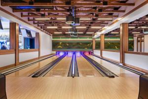 an empty bowling alley with lanes at GA181: 181 Glen Abbey in Kiawah Island